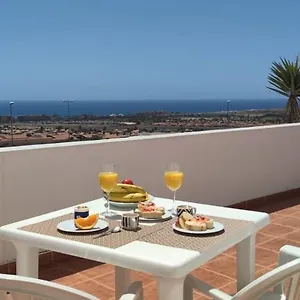 vistas-al-mar-en-caleta-de-fuste.hotelsfuerteventura.org/